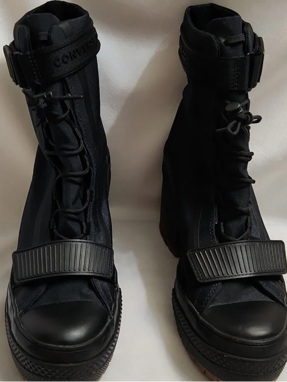 Size 6 Converse Women's Chuck Taylor All-Star Black Hi Platform Boots 563468C